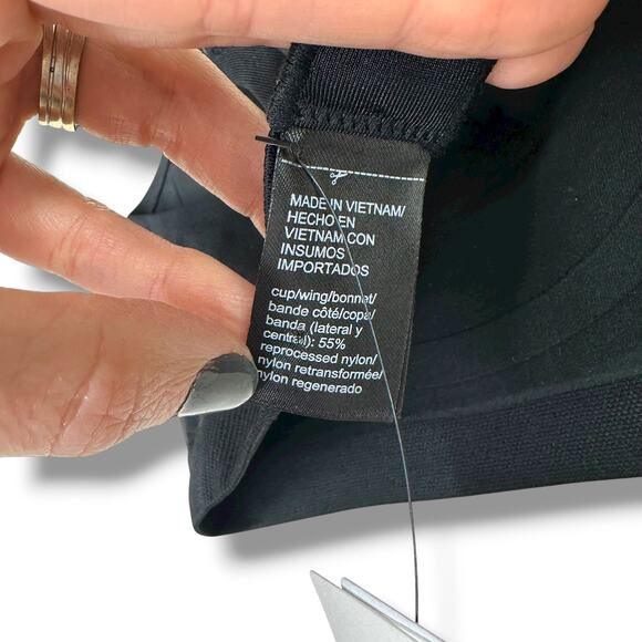 Calvin Klein NWT Black Fusion Bonded Flex Unlined Balconette Bralette Bra Small - Picture 10 of 11